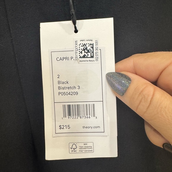 NEW super cute Theory Slim Capri Pants - Picture 6 of 7